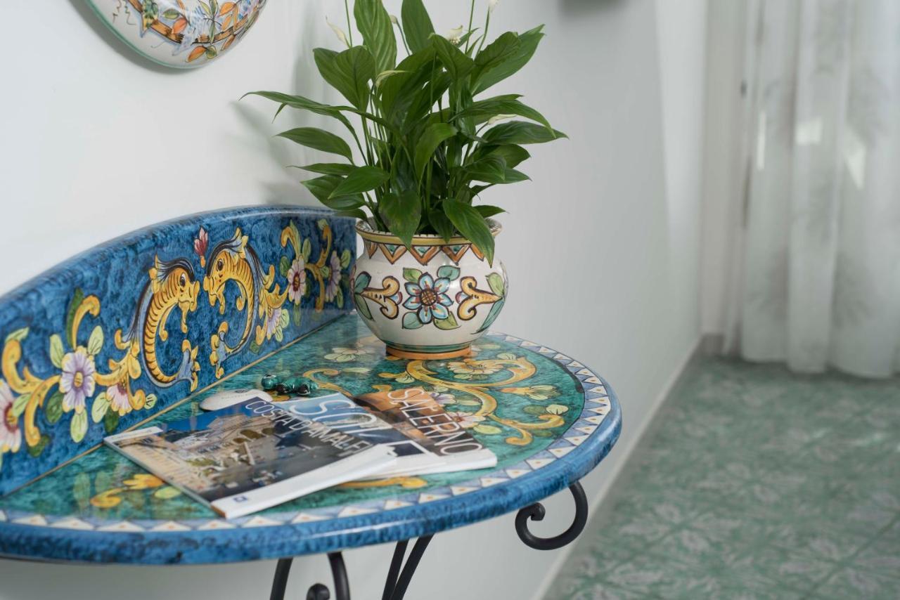 B&B Palazzo Pinto Vietri Eksteriør billede