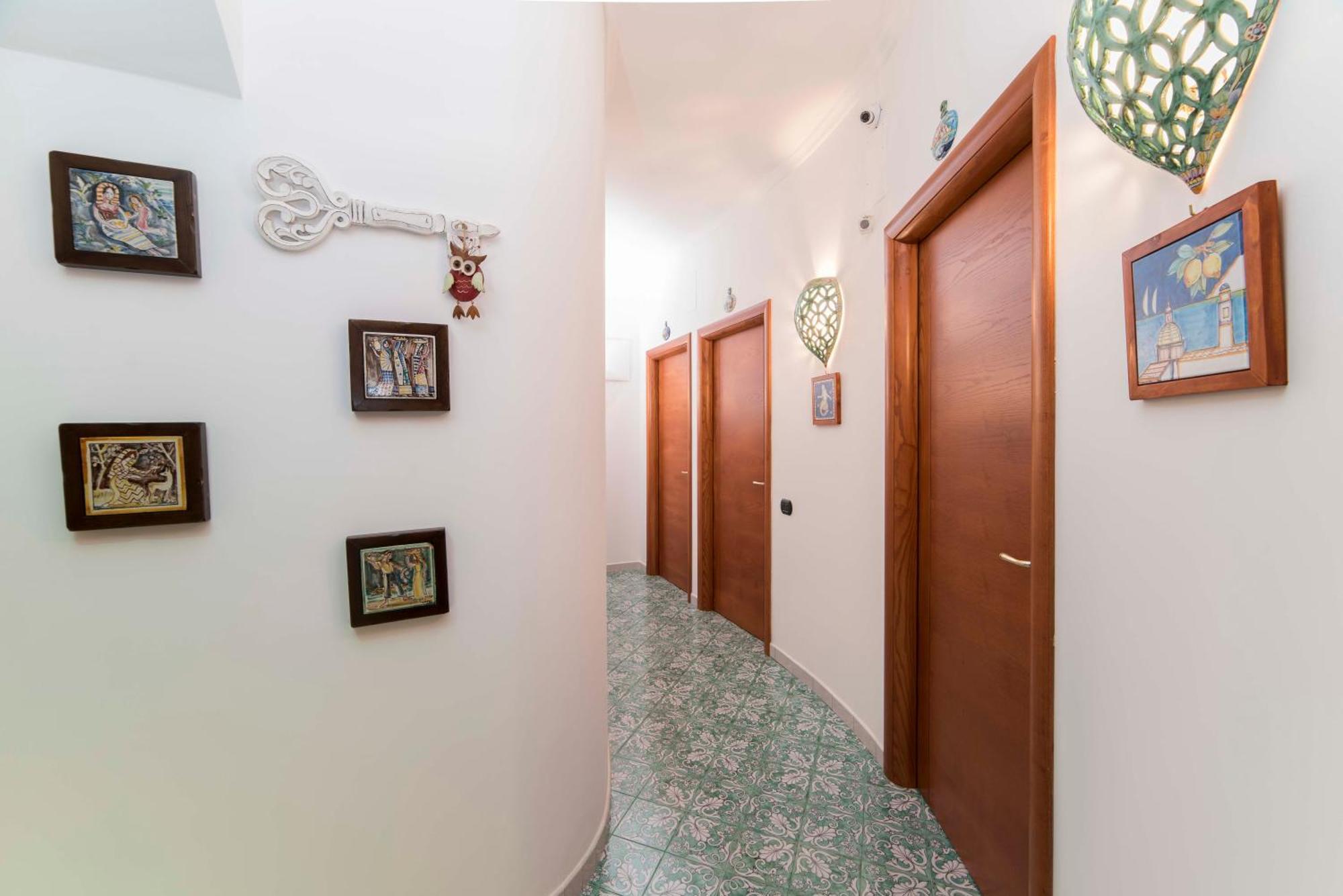 B&B Palazzo Pinto Vietri Eksteriør billede