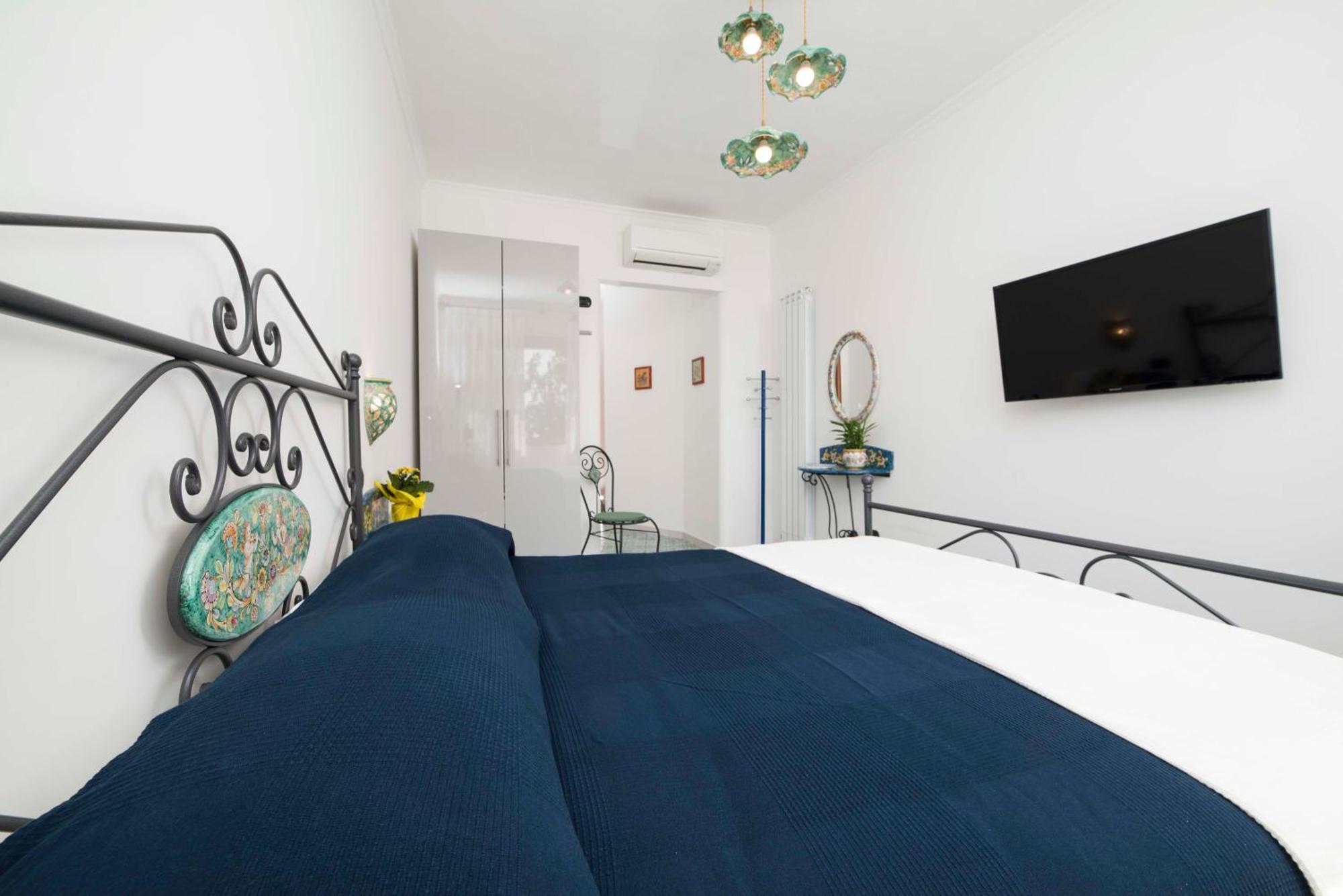 B&B Palazzo Pinto Vietri Eksteriør billede