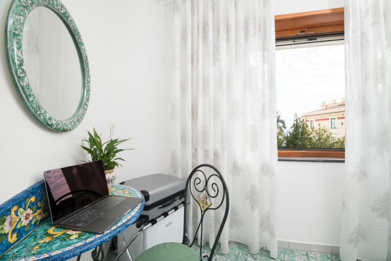 B&B Palazzo Pinto Vietri Eksteriør billede