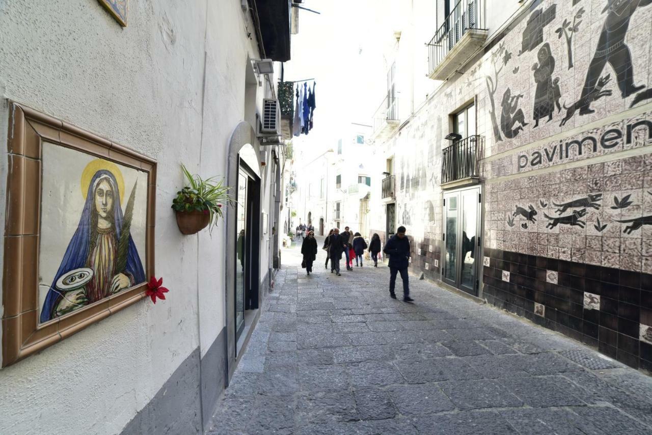 B&B Palazzo Pinto Vietri Eksteriør billede
