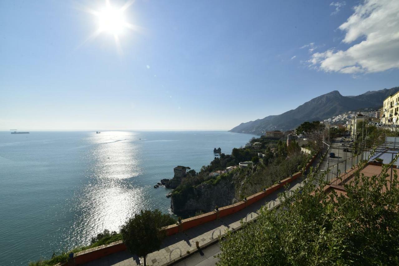 B&B Palazzo Pinto Vietri Eksteriør billede